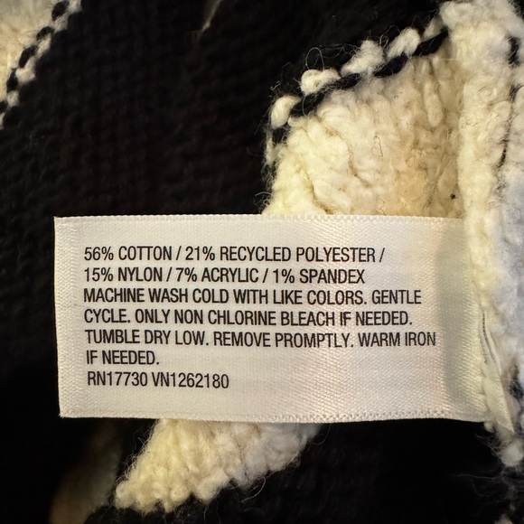 Universal Thread Black and White Striped V-Neck Sweater - Picture 8 of 8